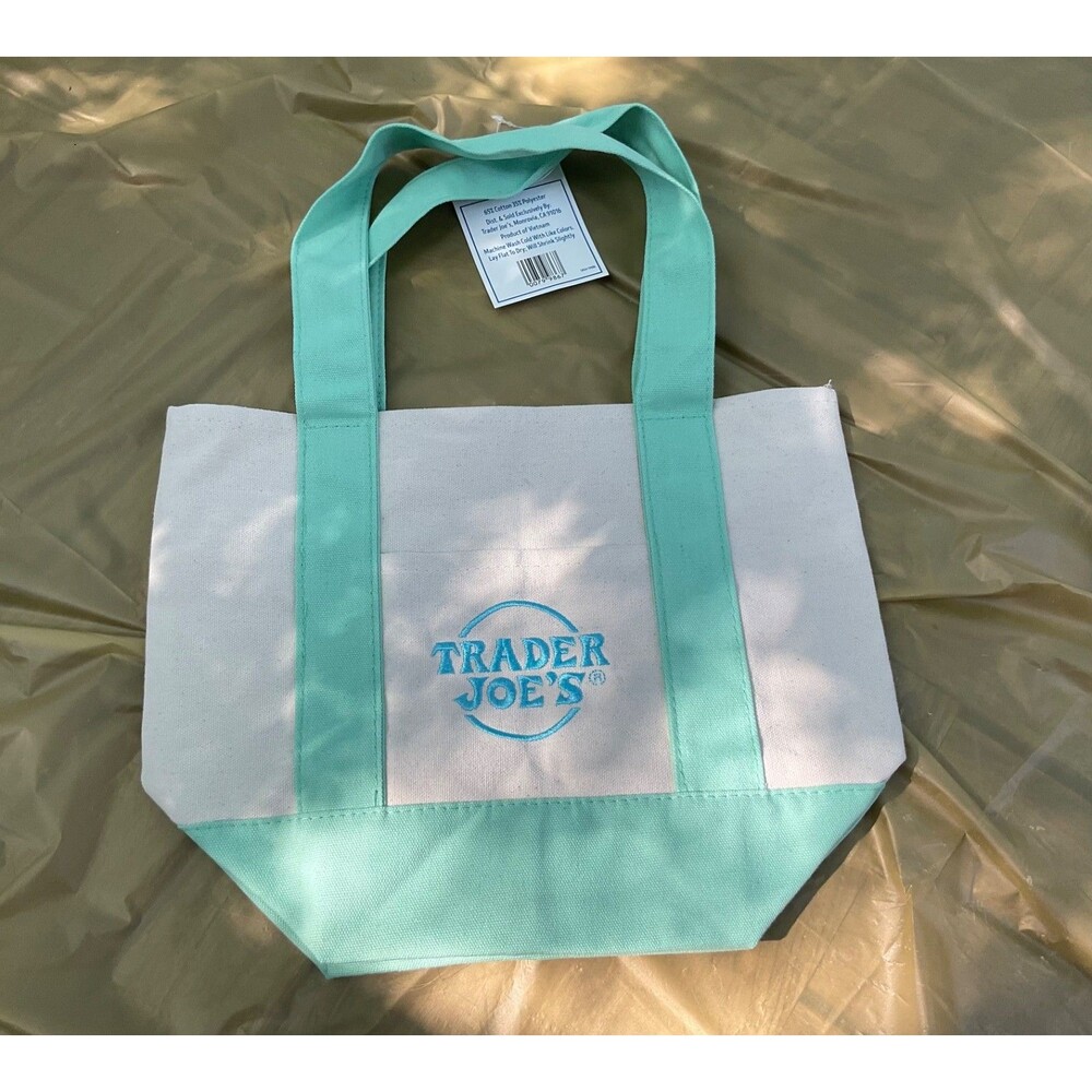 Trader Joe’s Mini Pastel Canvas Bag 2025 NWT - Green